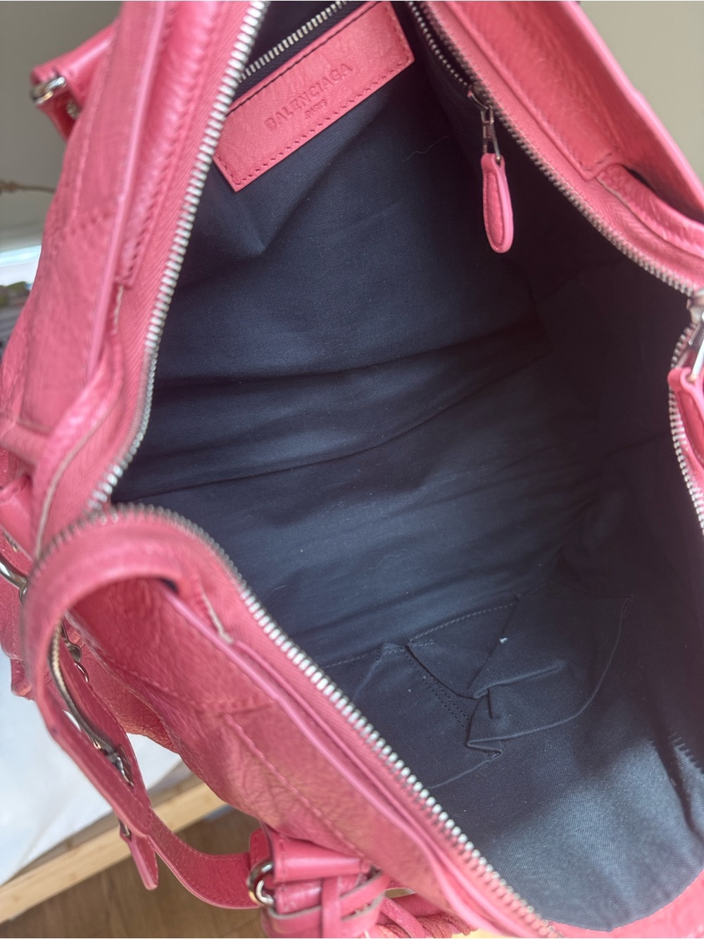 Balenciag City Bag Pink Leather Bag | Rare Color | Authenticated, Shoulder Strap - Picture 9 of 13